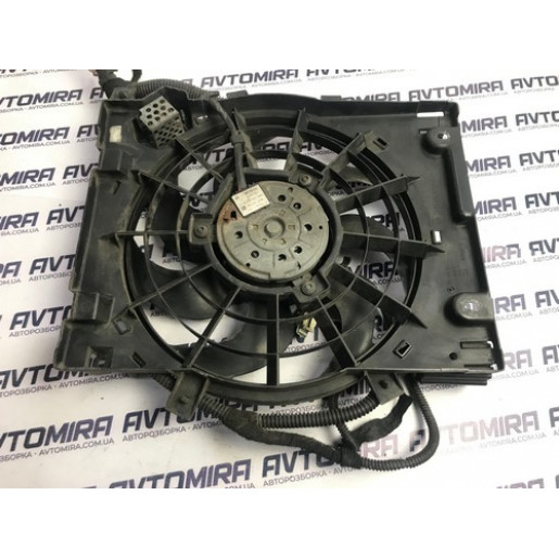Вентилятор радиатора кондиционера Opel Astra H 2004-2010 13147279